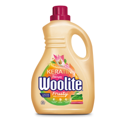 Skystas skalbiklis Woolite...